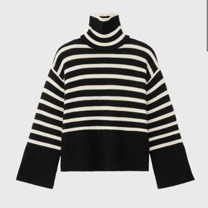 Toteme - Signature stripe turtleneck black - Great condition (worn once)